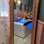דירה Royal Jacuzzi De Gamme Centre *