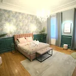 Apartment Royal Jacuzzi De Gamme Centre *