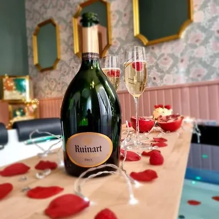 Lägenhet Royal Jacuzzi De Gamme Centre *