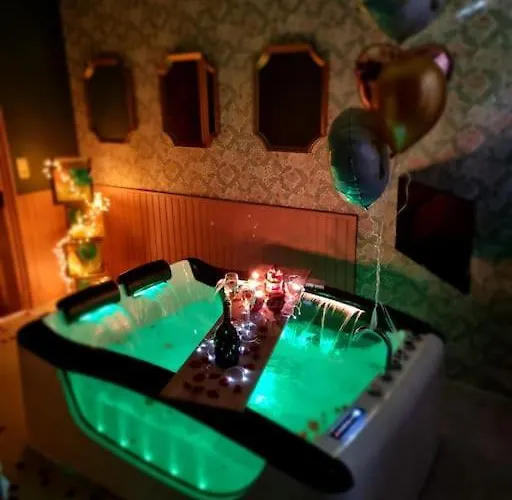 Appartement Royal Jacuzzi De Gamme Centre Mulhouse