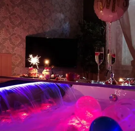 Appartement Royal Jacuzzi De Gamme Centre Mulhouse